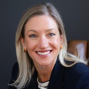 Photo of Erin McDonald