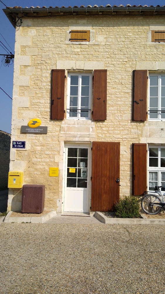 Photo du point La Poste Agence Communale COURBILLAC Mairie