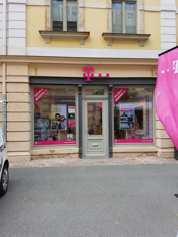 Store photo