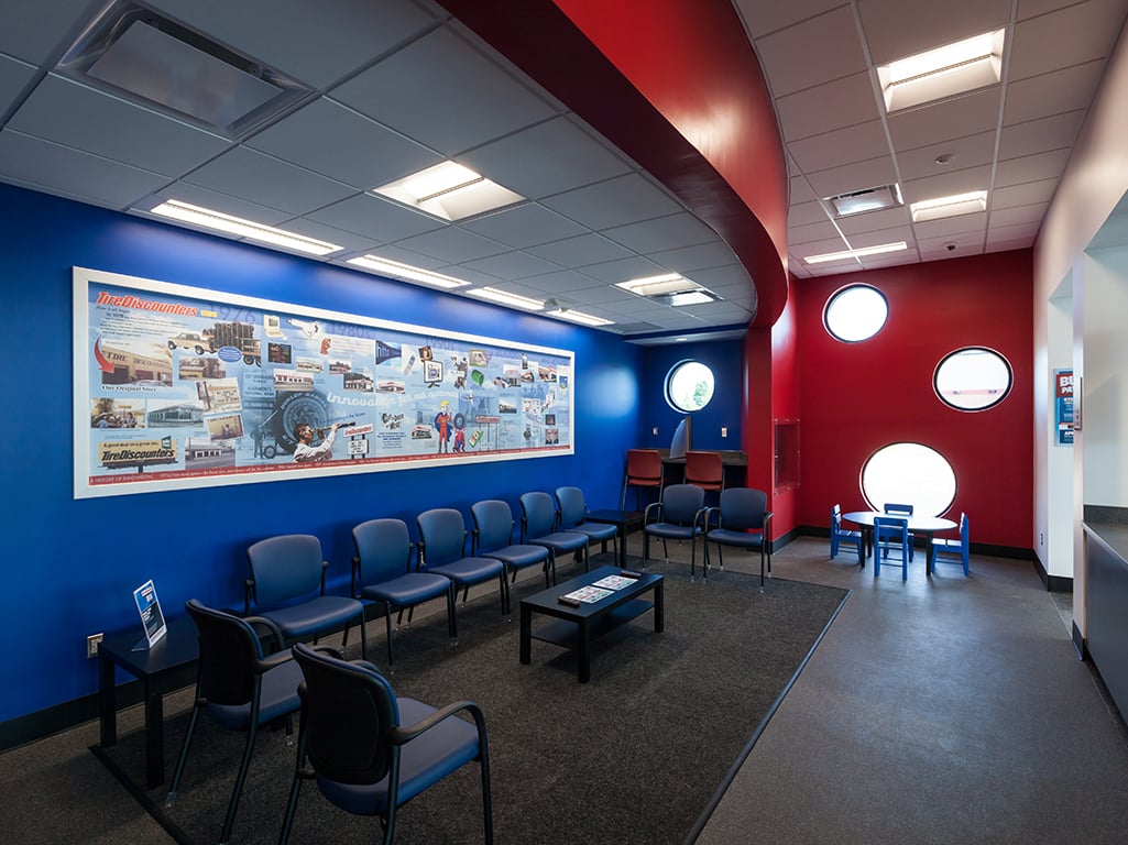 Tire Discounters Spring Hill tires, alignment, brakes, autoglass in Spring Hill, TN