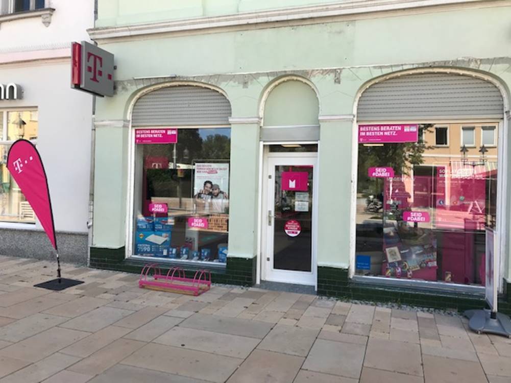 Store photo