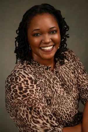 Photo of Shelly Walton