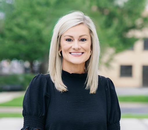 Photo of Laine Thomas