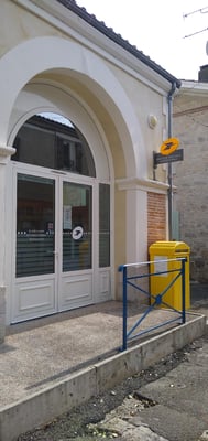 Photo du point La Poste Agence Communale LA SAUVETAT DE SAVERES Mairie