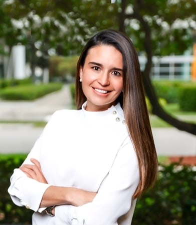 Photo of Andrea Pfeffer