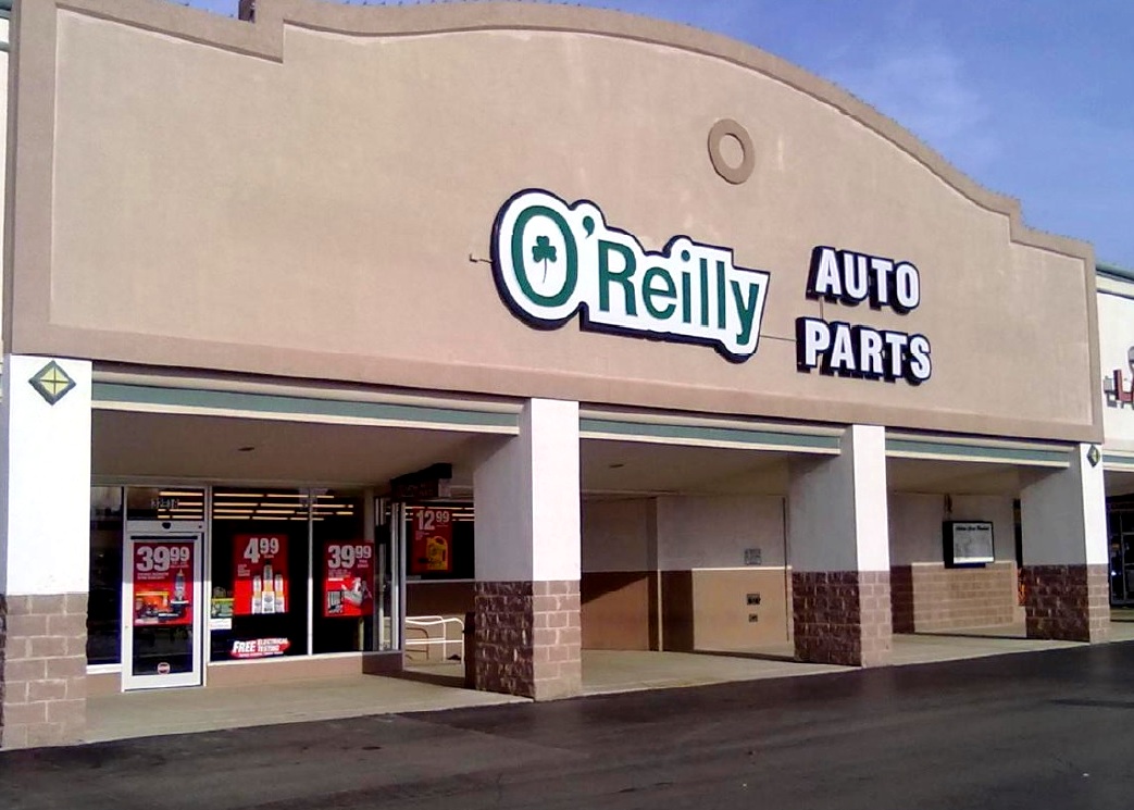 32 West Lake Street Addison, IL O'Reilly Auto Parts
