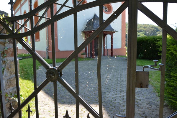 Evangelische Kirche Niedermeilingen - Evangelische Hoffnungsgemeinde im Untertaunus