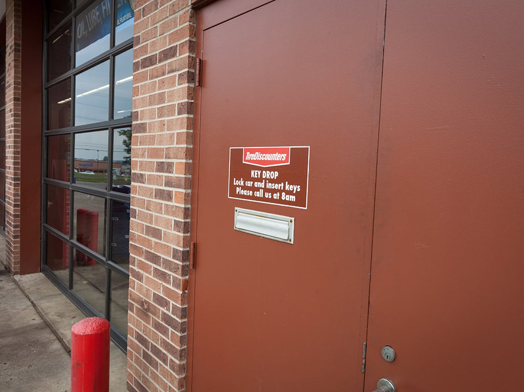 Tire Discounters Tires, Wheels, Custom Wheels, rims in Springboro, OH