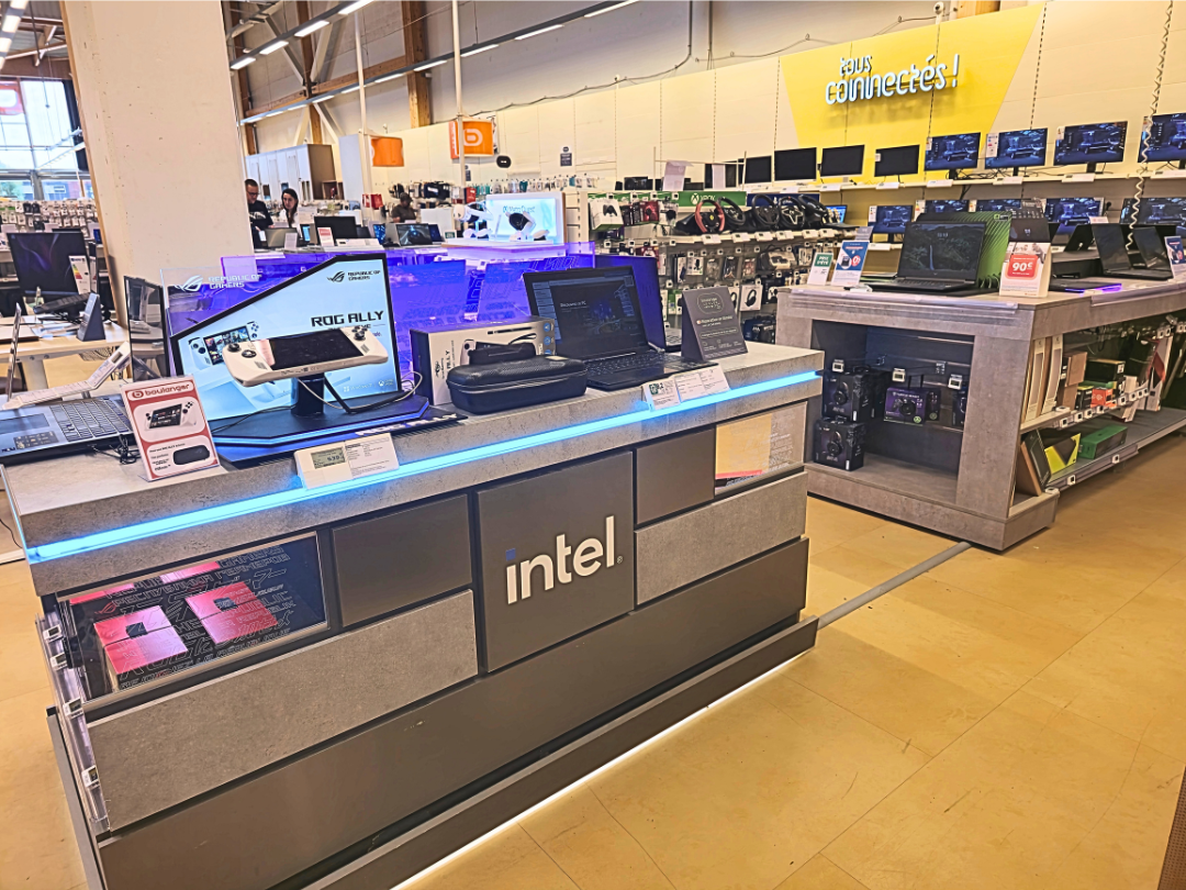 Notre espace Asus ROG chez Boulanger Chambéry