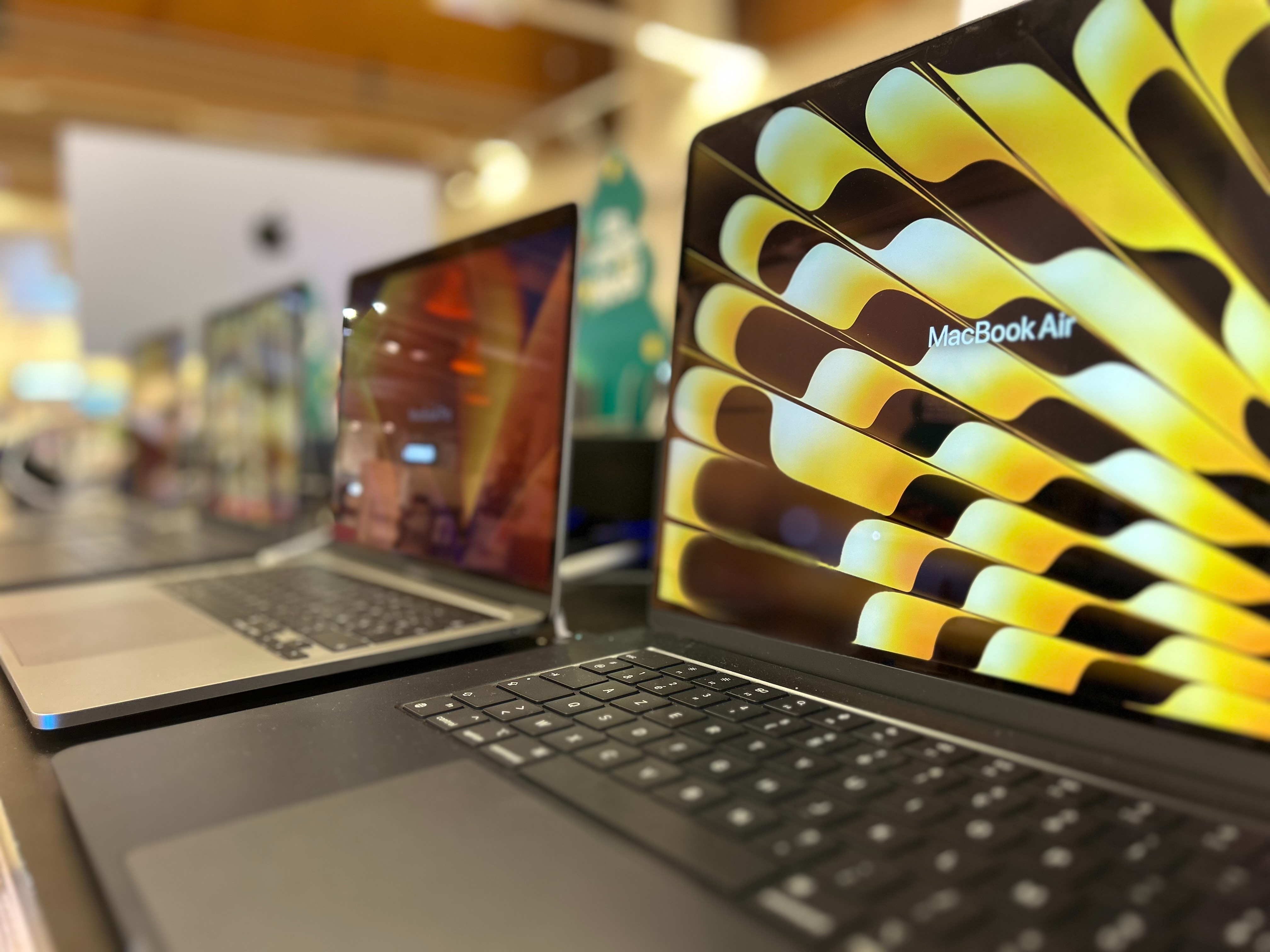 Macbook Apple dans votre magasin Boulanger Niort