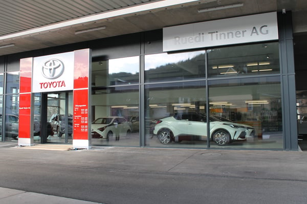 Eingangsportal Toyota