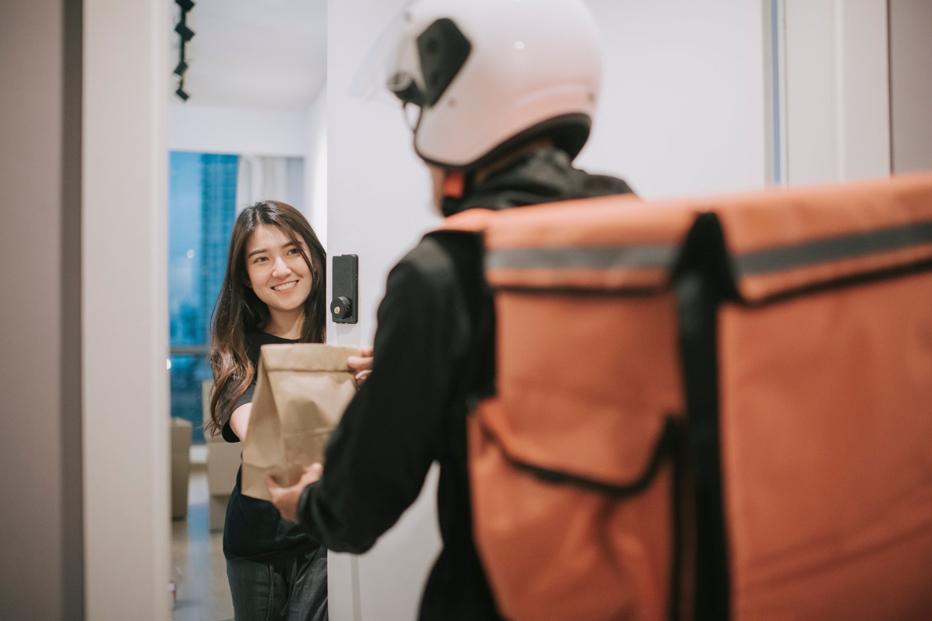 Delivery driver delivering food