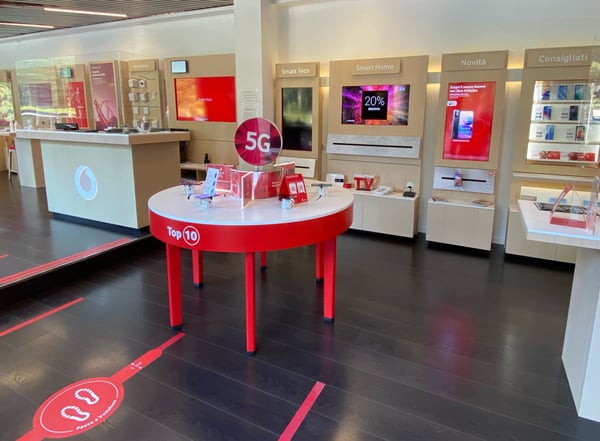 Vodafone Store | Giuseppe Lunghi