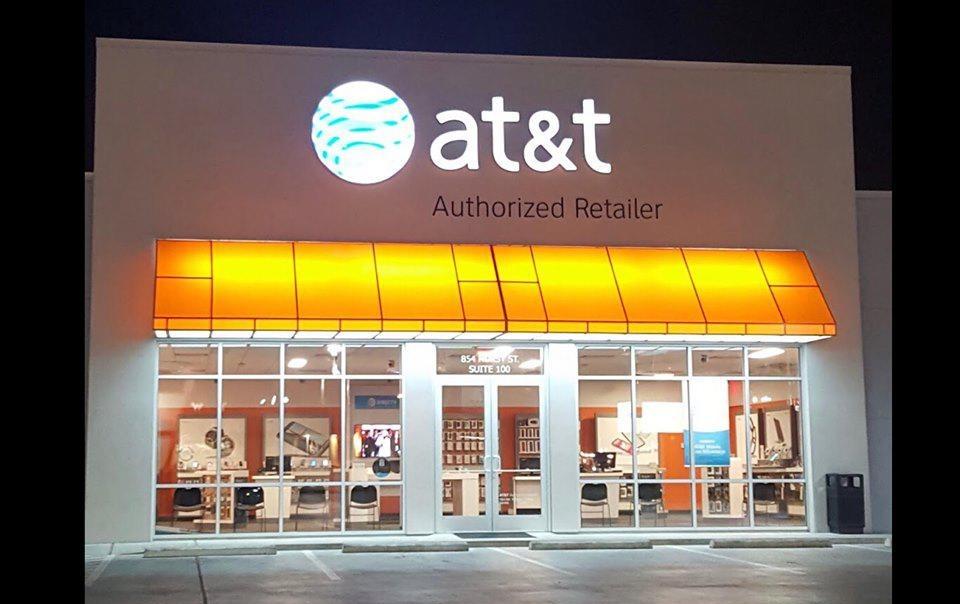 Center Store Apple iPhone 12 and Samsung Devices Center, TX AT&T