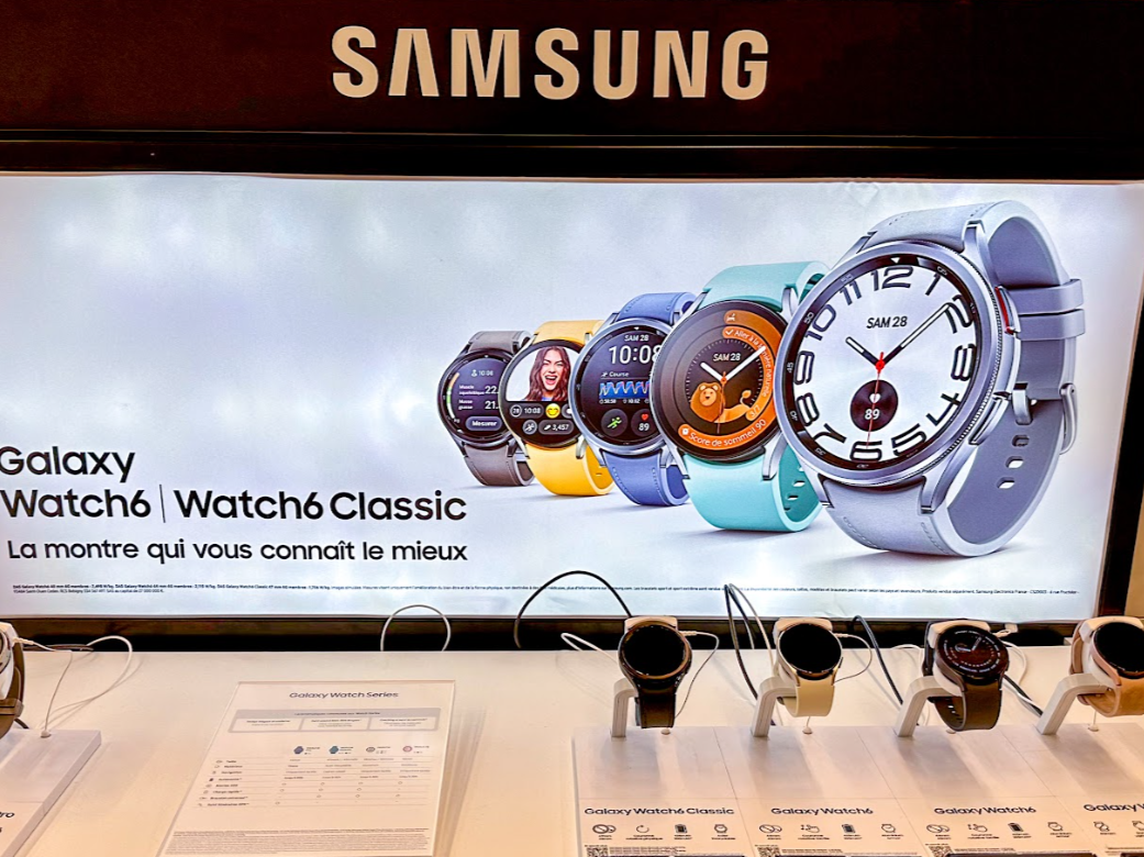 Montre SAMSUNG à Boulanger Aubagne