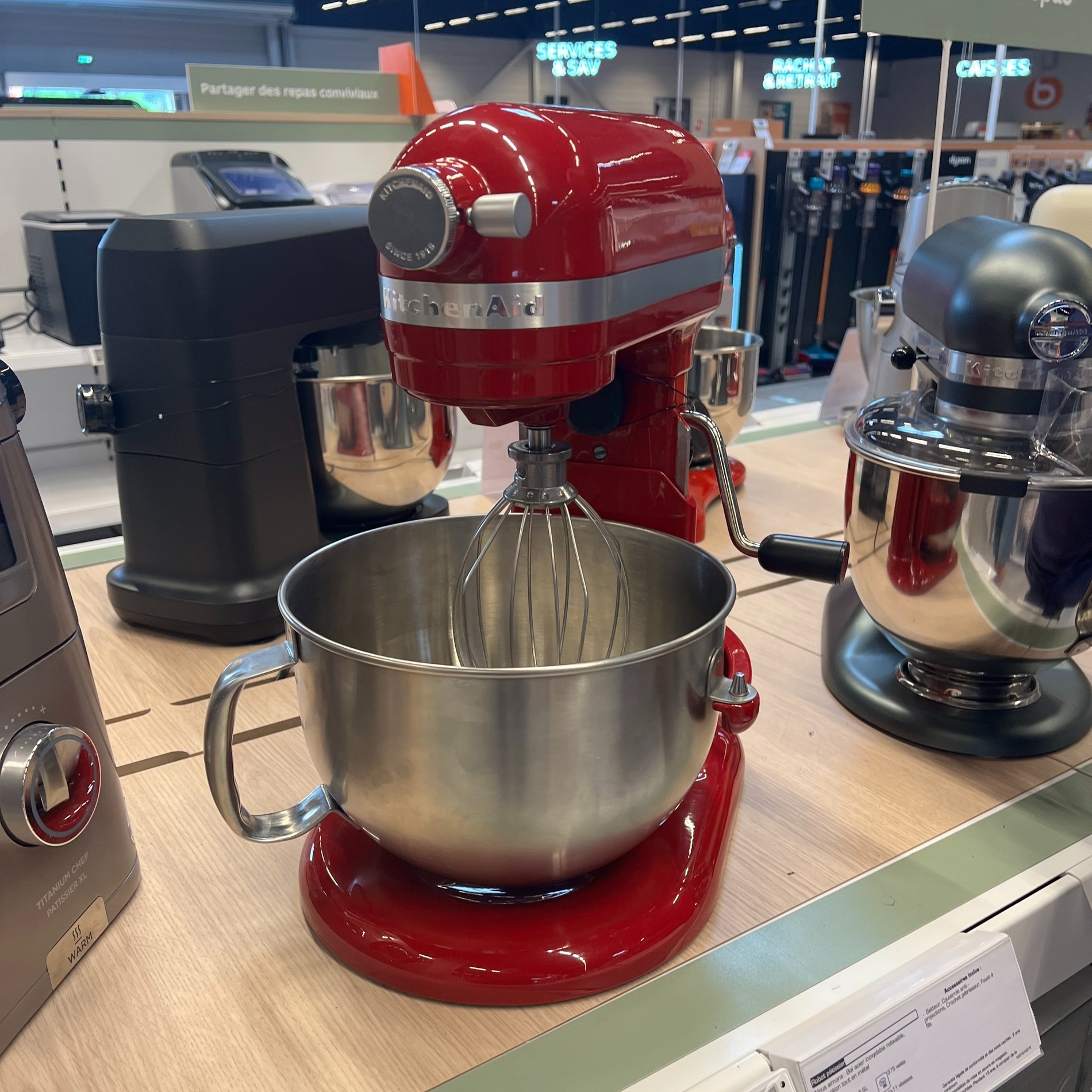 robot patissier rouge kitchenaid dans votre magasin boulanger st quentin