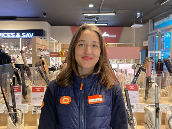 Océane, Conseillère de vente Boulanger Montparnasse