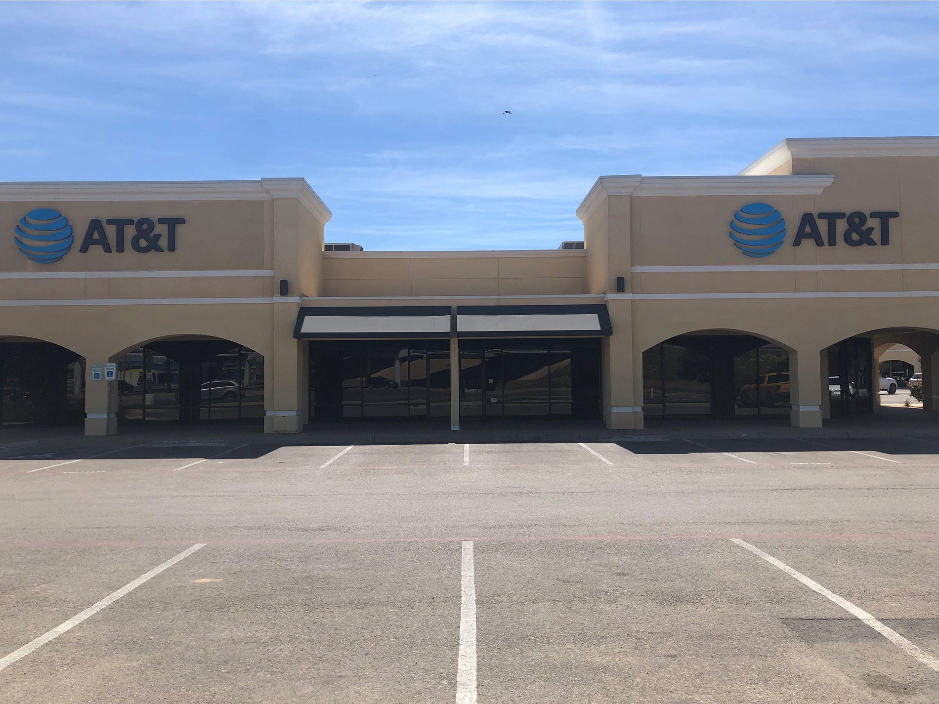 Midland Store Apple iPhone 12 and Samsung Devices Midland, TX AT&T