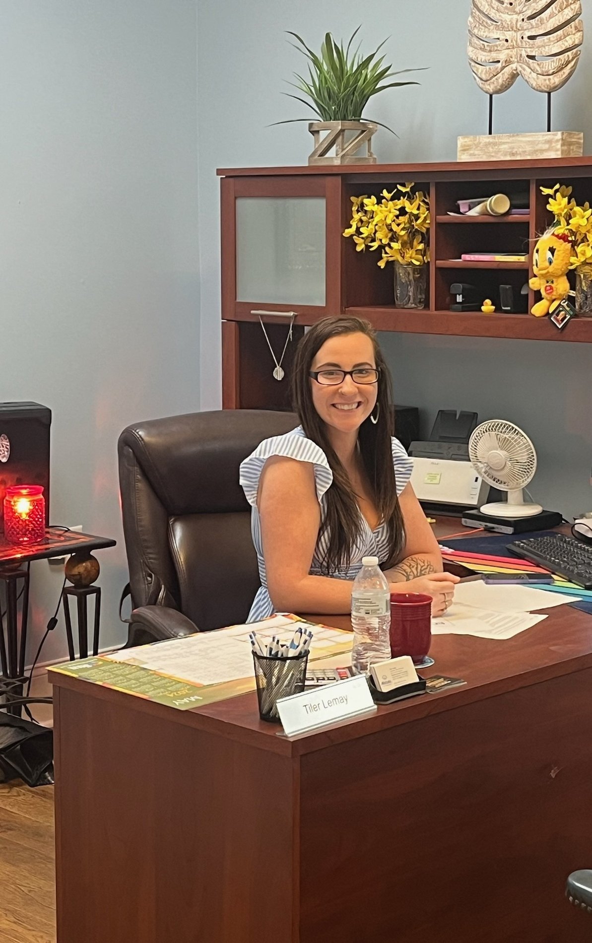 Senior Sales Agent