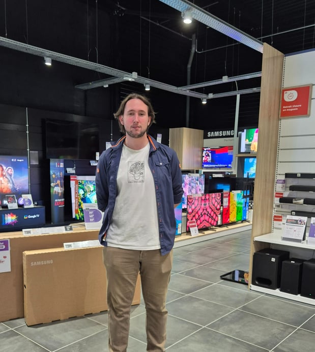 Vendeur télévision et son