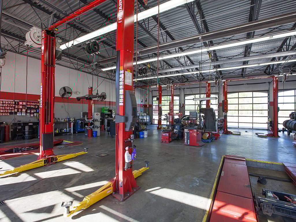 Tire Discounters Wesley Commons tires, alignment, brakes, autoglass