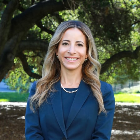 Photo of Jennifer Schneidermann