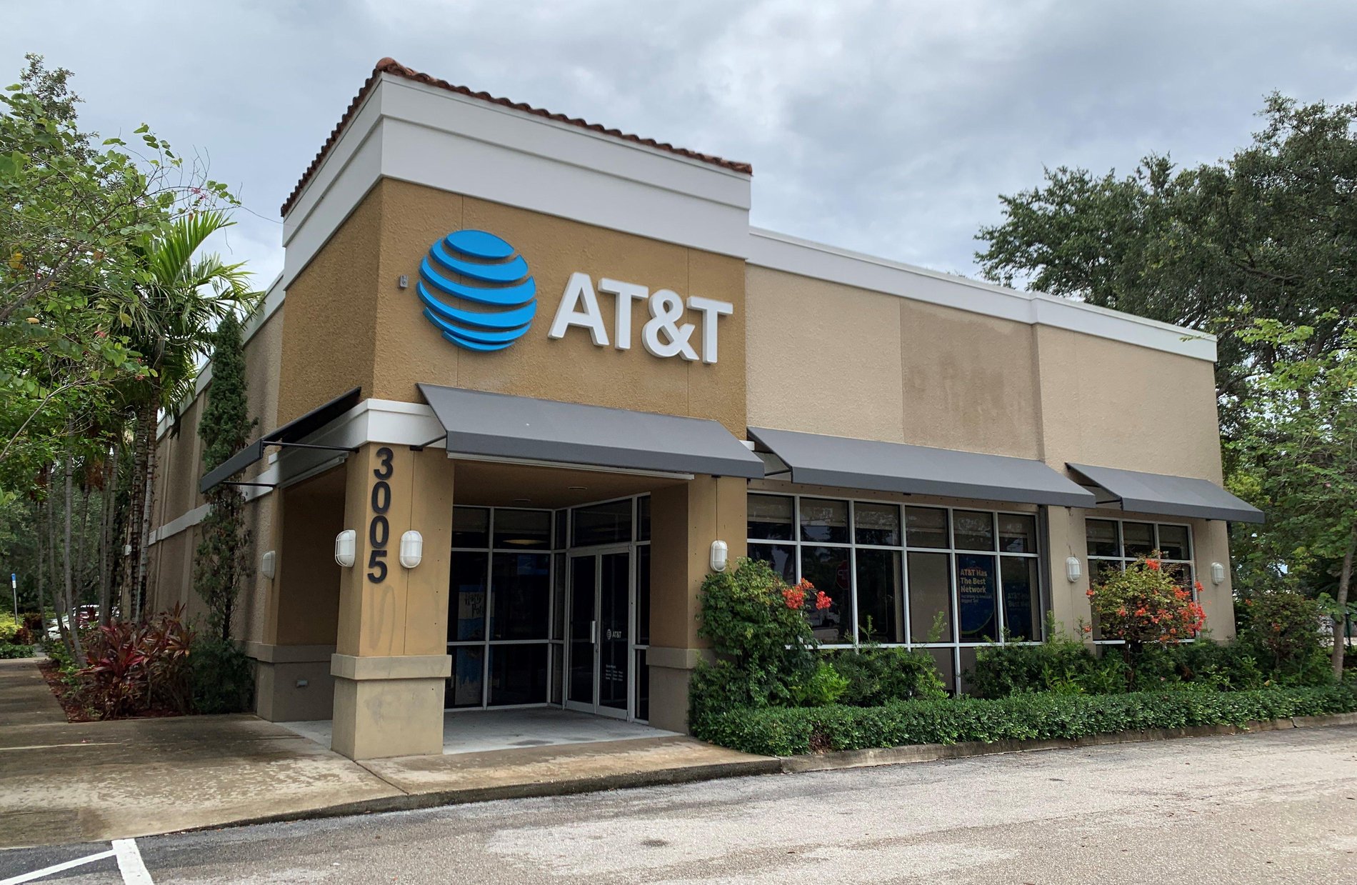 AT&T Store Northlake Palm Beach Gardens, FL iPhone & Samsung Deals!