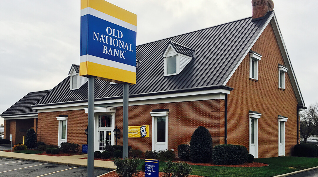 Old National Bank Consumer Commercial Wealth Business Banking In   1080x600 