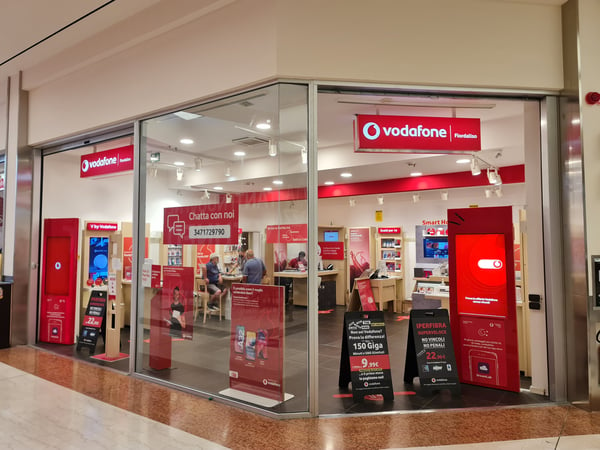 Vodafone Store | Il Fiordaliso