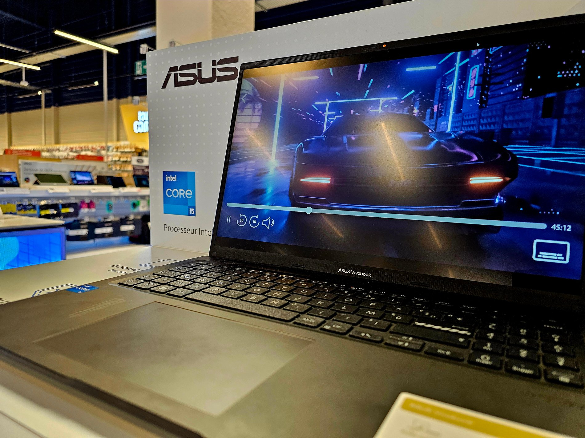 pc portable Asus Boulanger Tourville la Rivière Rouen