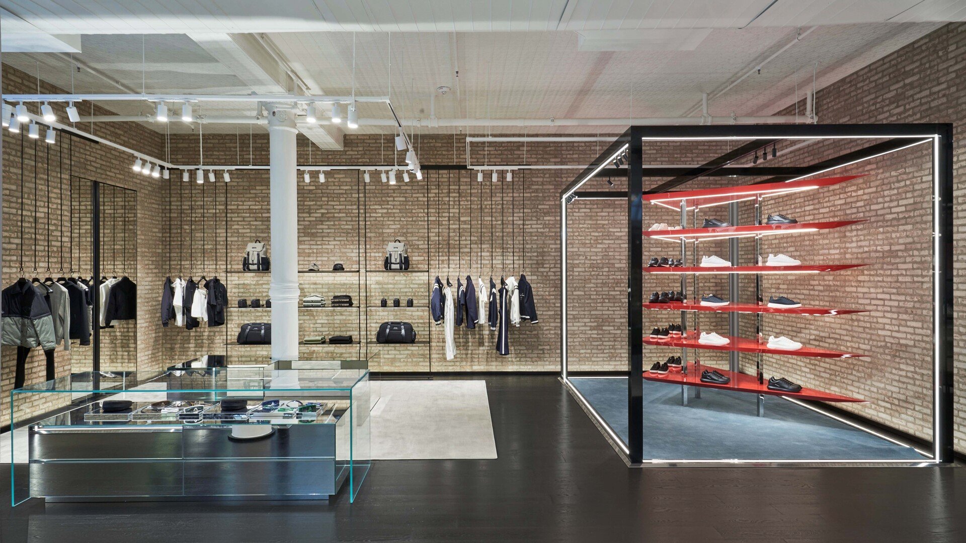 Louis Vuitton New York SoHo Men's (CLOSED) store, United States