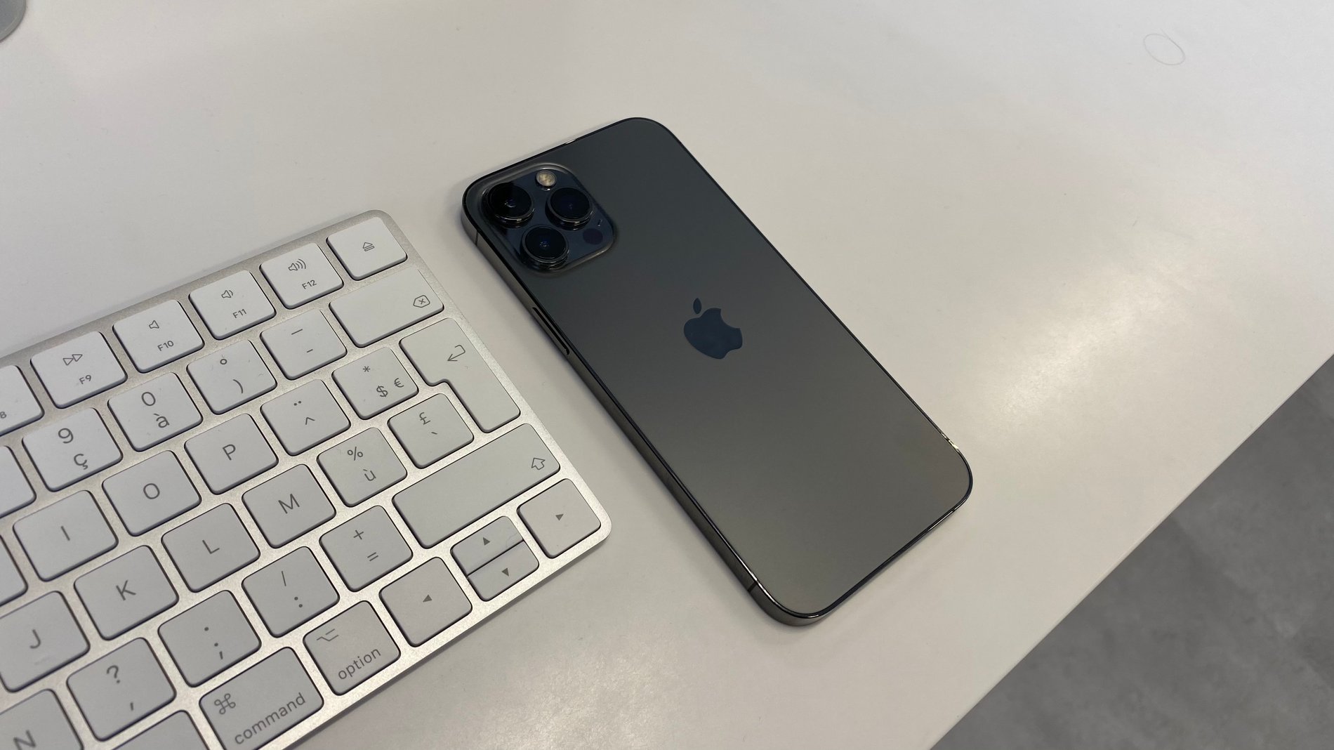 Découvrez tout l'univers Apple dans votre magasin Boulanger Laval