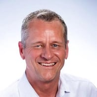 Representante financiero personal Mark Faber