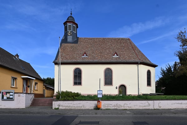 Evangelische Kirche Worms-Leiselheim (Foto: Ben Pakalski)