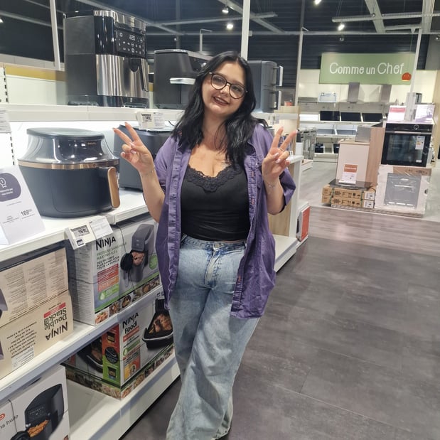 Anaïs Vendeuse petit et gros électroménager en alternance