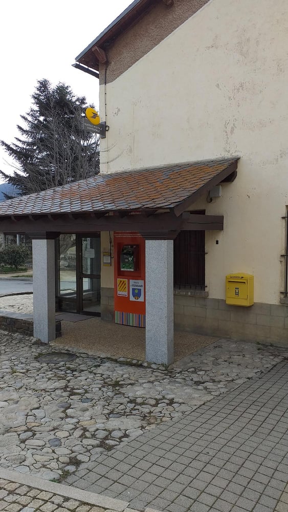 Photo du point La Poste Agence Communale ESTAVAR Mairie