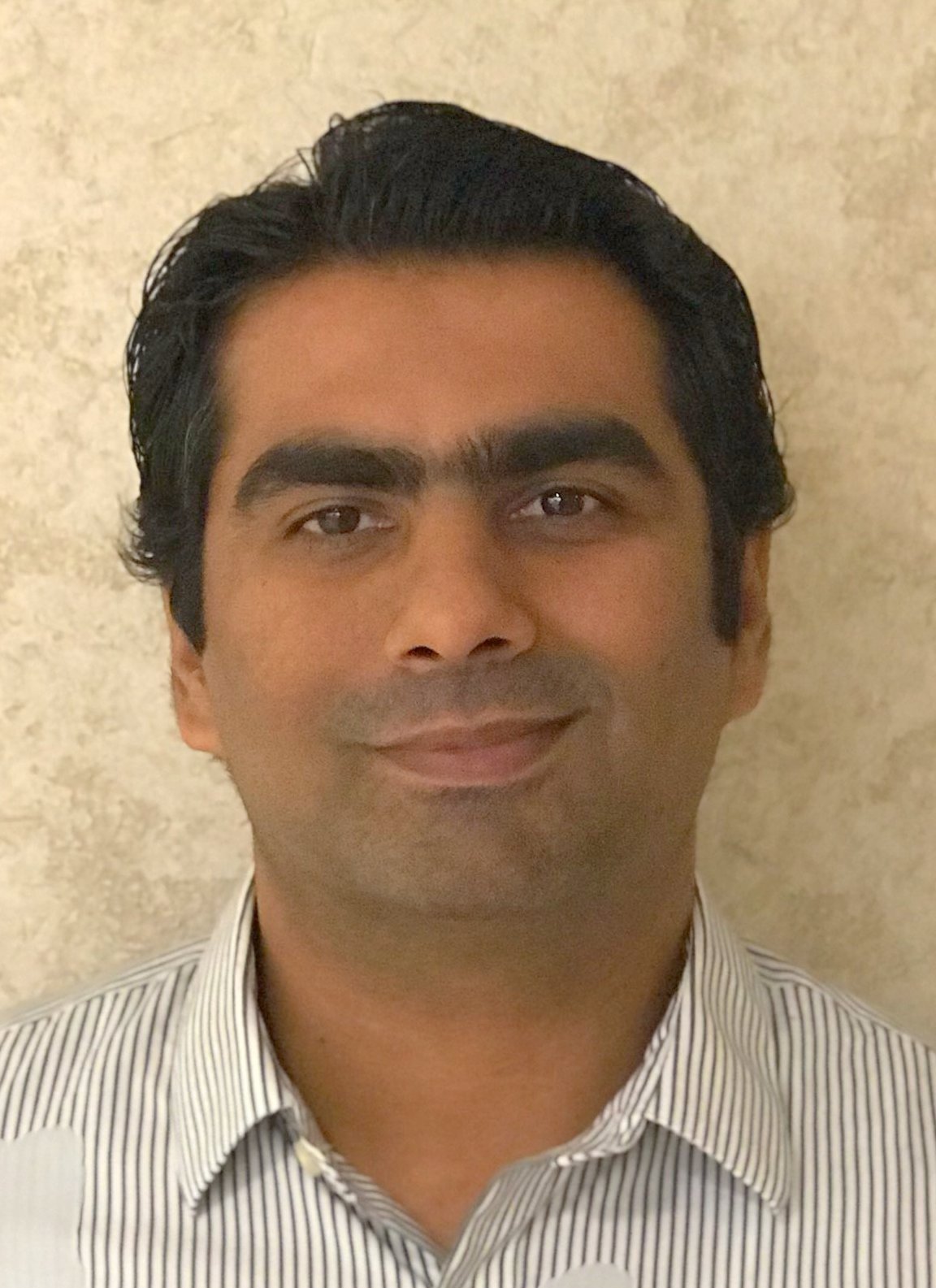 Headshot of Muhammad Adil Mumtaz, MD
