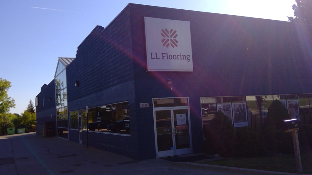 LL Flooring #1144 Auburn Hills | 2434 Pontiac Road | Storefront