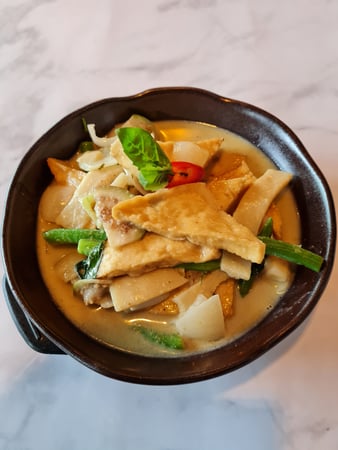 Tofu mit Curry (Vegi)