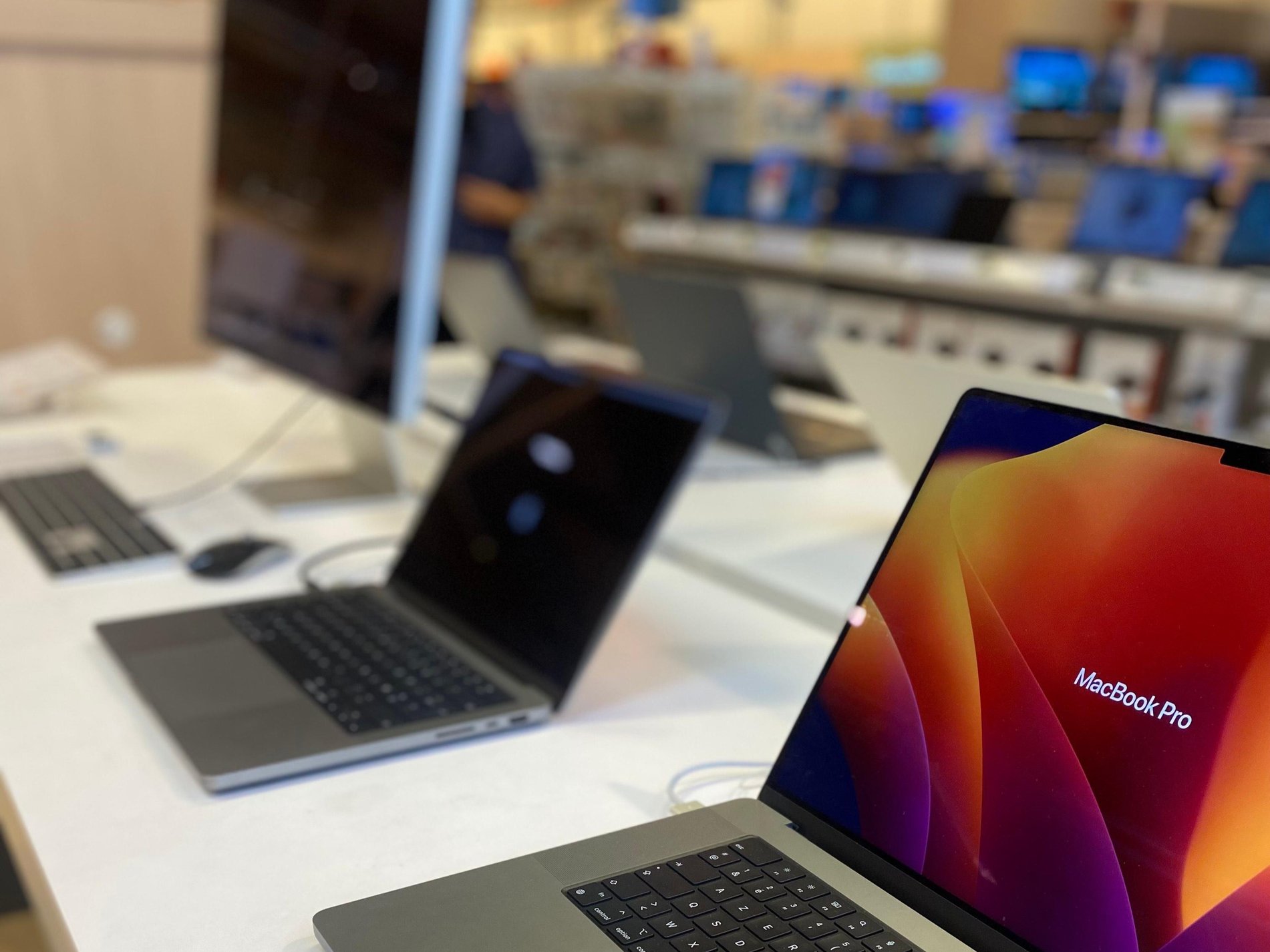 Macbook air, Macbook pro, iMac boulanger st priest