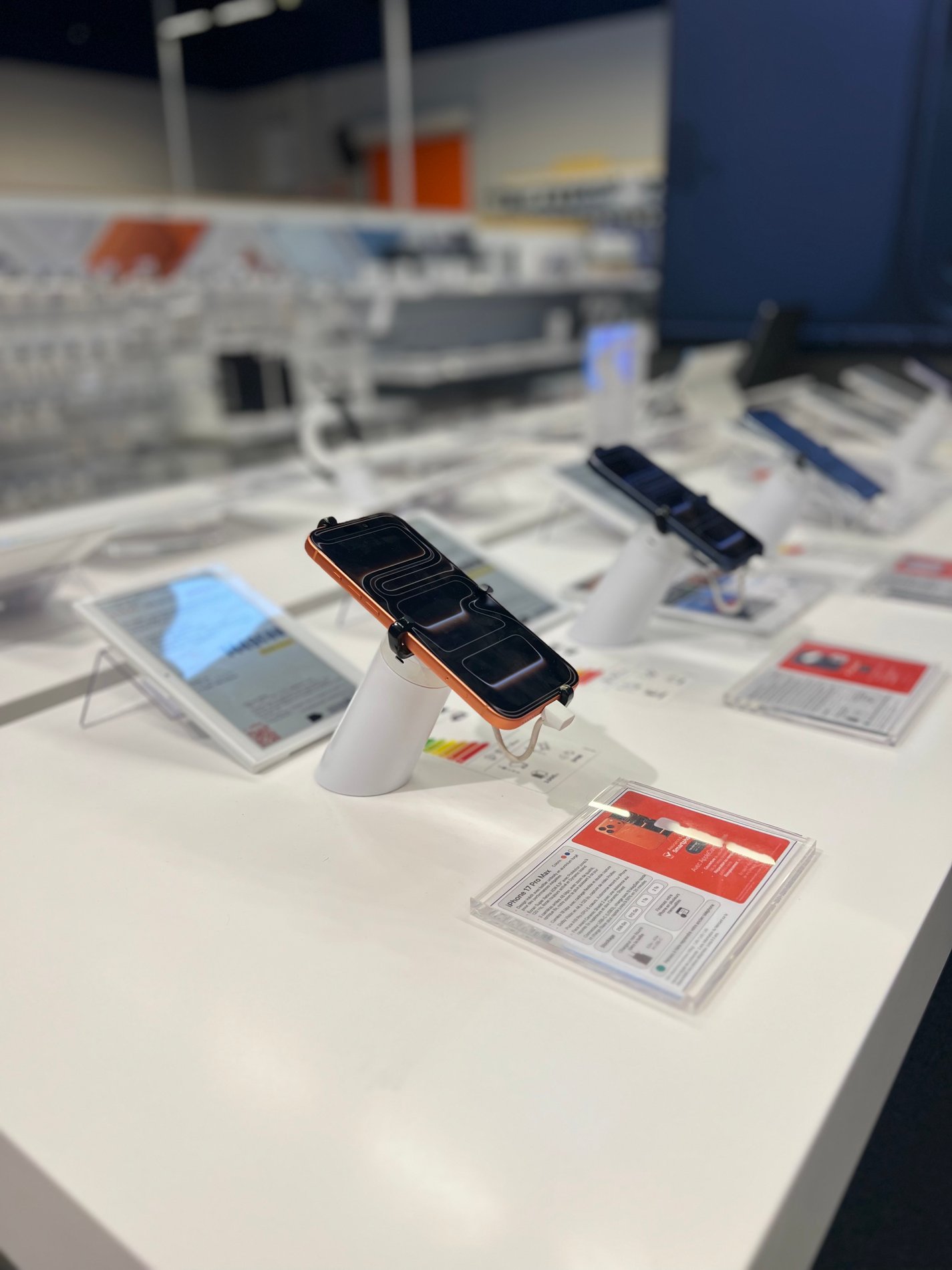 iphone 17pro max dans votre magasin boulanger fayet