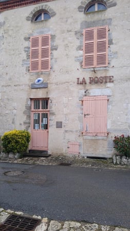 Photo du point La Poste Agence Communale CHARROUX Mairie