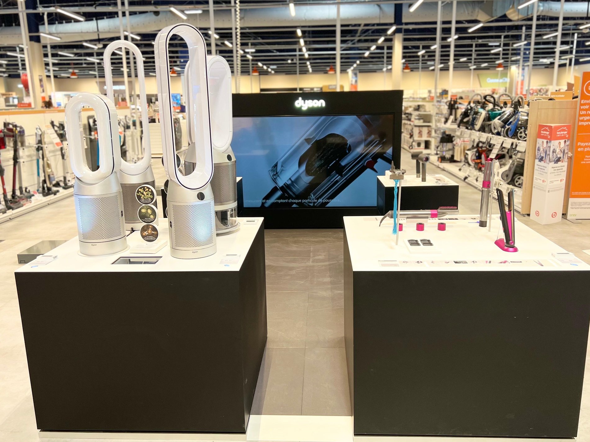 Stand Dyson Boulanger Lognes