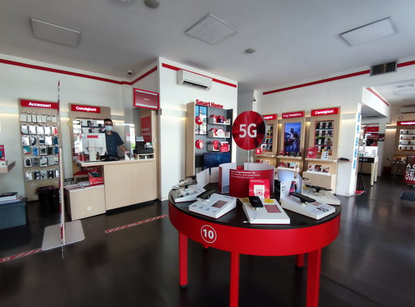 Vodafone Store | Via Aldo Moro