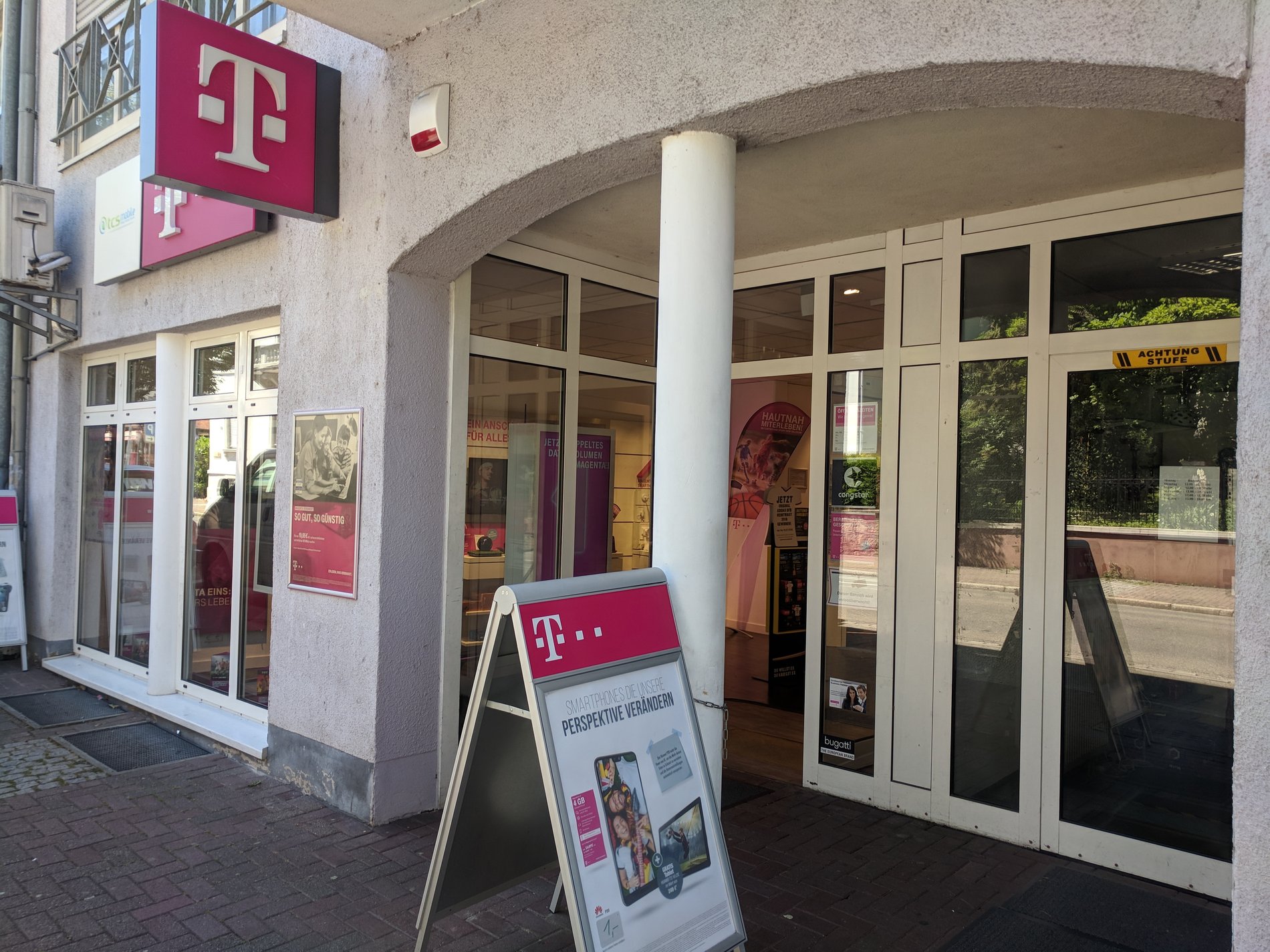 Store photo