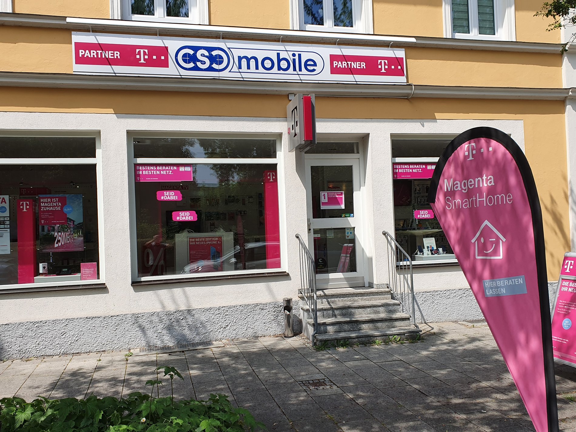 Store photo