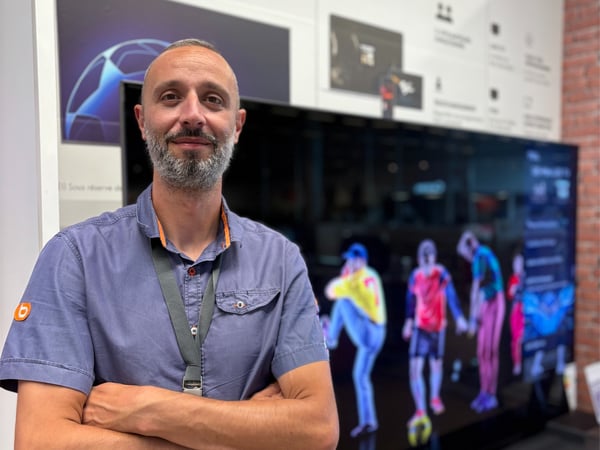 Laury, manager commerce Boulanger Compiègne