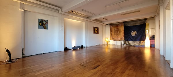 ... in meinem zentraler Praxisraum im Liebefeld