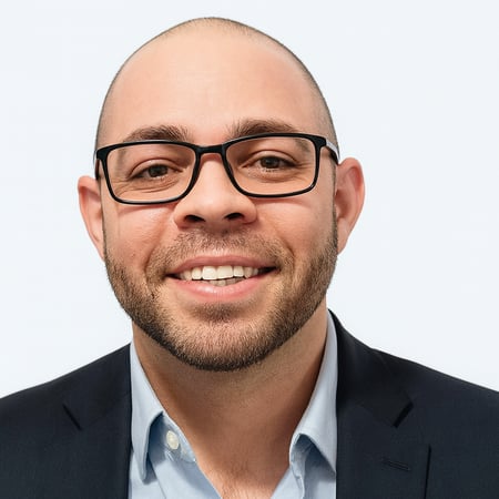 Photo of Aaron Holland