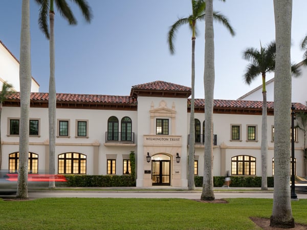Front of the Wilmington Trust office in Palm Beach, FL.